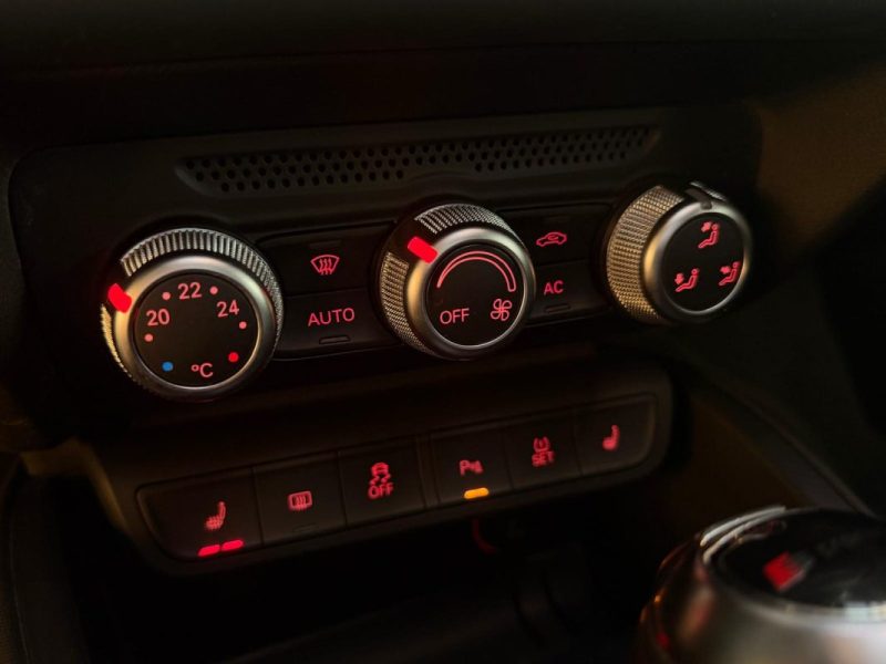 Audi A1 1.4 FSI 185ch 🚗 S line ✨ Suivi 📋 Reprise 🔄 Garantie 🛡️