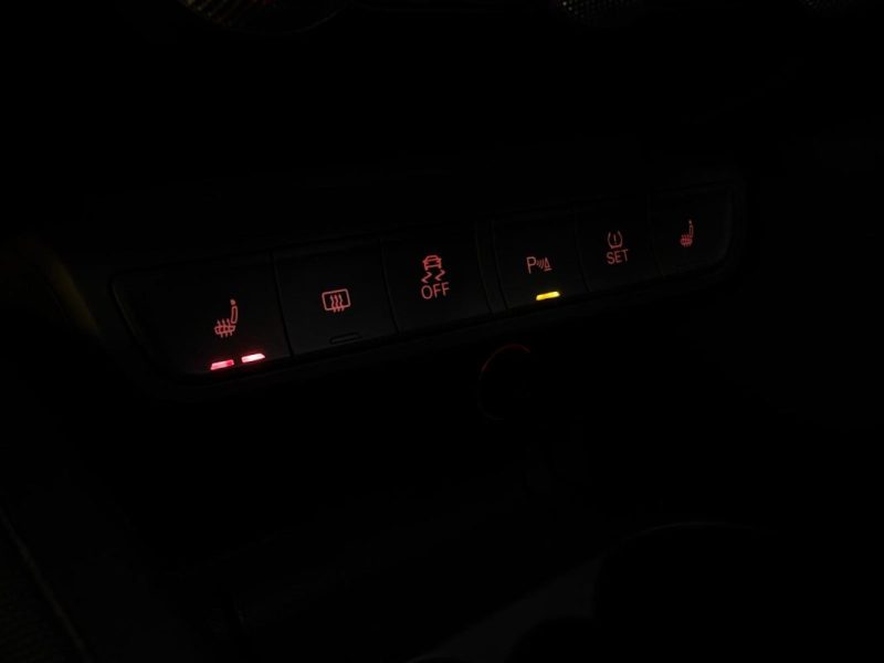 Audi A1 1.4 FSI 185ch 🚗 S line ✨ Suivi 📋 Reprise 🔄 Garantie 🛡️