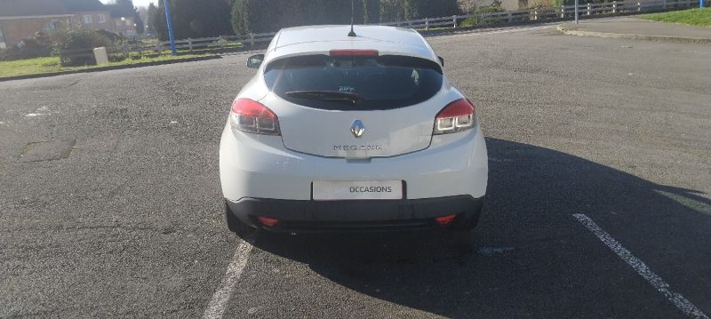 RENAULT MEGANE 3 1.6 ESSENCE 110 CV AN 12 PROPRE 110 KM