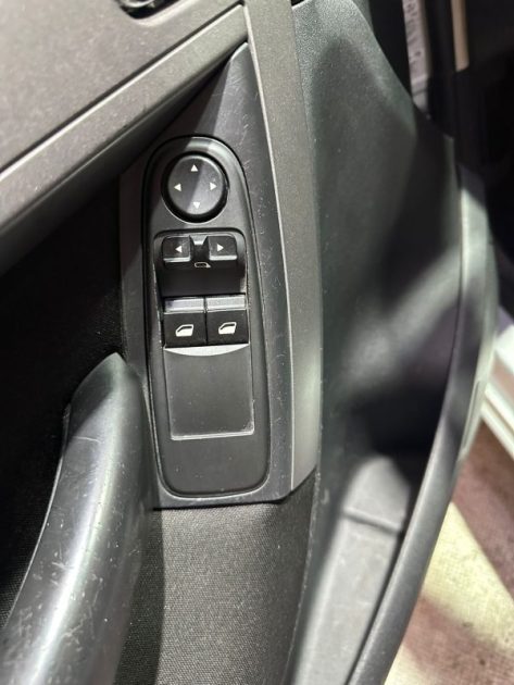 CITROEN  C4 PICASSO 1.6 HDI ROSSIGNOL 112 CV  2012