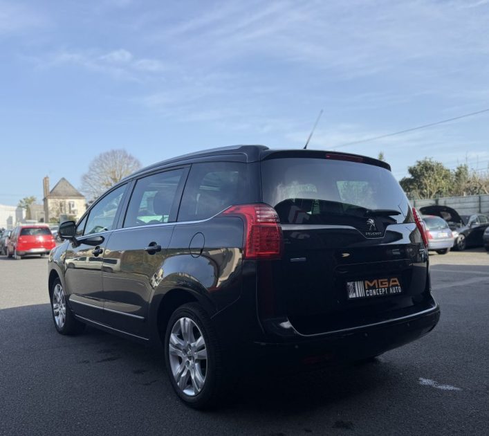 PEUGEOT 5008 2.0 BLUE HDI 150 ALLURE 2015 7 place
