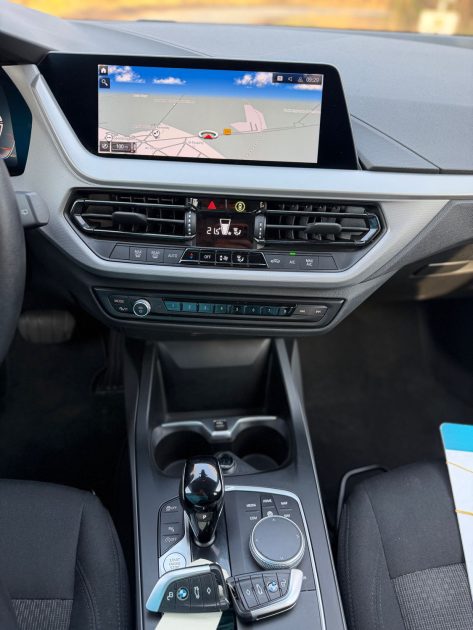 BMW SERIE 1 118IA 136CH  12/2022