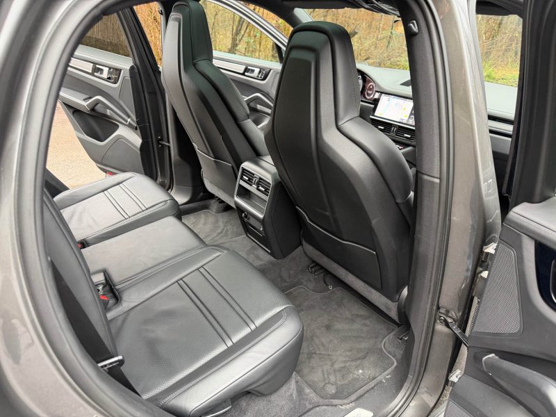 PORSCHE CAYENNE 3.0 V6 462CH E-HYBRID 