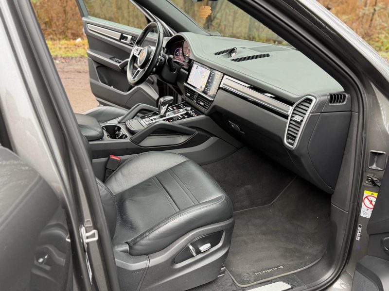 PORSCHE CAYENNE 3.0 V6 462CH E-HYBRID 