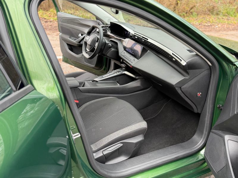 PEUGEOT 308  1.5 BLUEHDI 130CH  2023