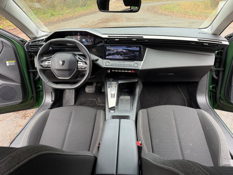 PEUGEOT 308  1.5 BLUEHDI 130CH  2023