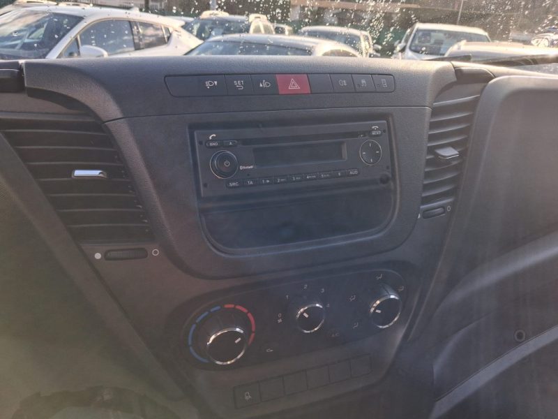 IVECO DAILY  CAB 35S14 2.3D TURBO 136 CV BVM6 TVA RECUPERABLE PRIX HT 