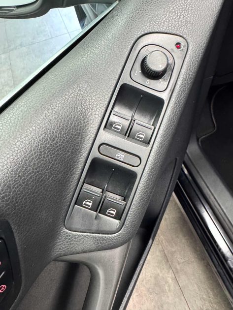 VOLKSWAGEN TIGUAN 2.0 TDI 140 CONFORTLINE 4MOTION 2008