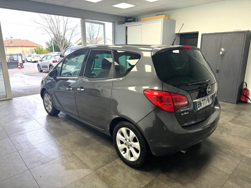 OPEL MERIVA 1.7 CDTI 130 COSMO 2011