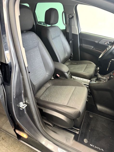 OPEL MERIVA 1.7 CDTI 130 COSMO 2011