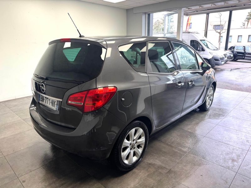 OPEL MERIVA 1.7 CDTI 130 COSMO 2011