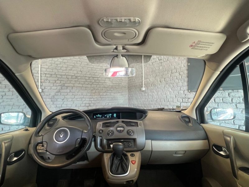 RENAULT SCENIC EXPRESSION 1.9DCI 130 BVA FAIBLE KILOMETRE  