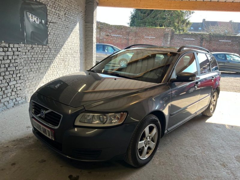 VOLVO V50  PHASE 2 1.6 D 110CH DRIVE MOMENTUM 