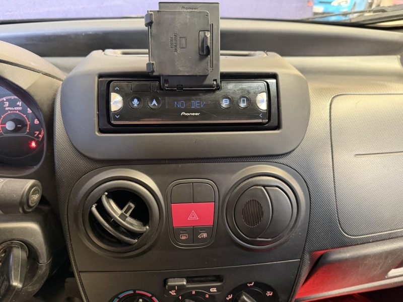 FIAT FIORINO 1.3 MULTIJET 95cv PACK PRO NAV 2017 - 180 000 klm 