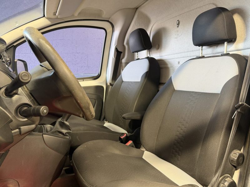 FIAT FIORINO 1.3 MULTIJET 95cv PACK PRO NAV 2017 - 180 000 klm 