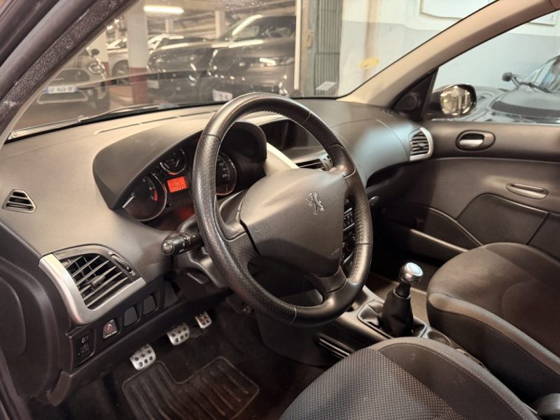 PEUGEOT 206+ Trendy 1.4 essence 75ch 