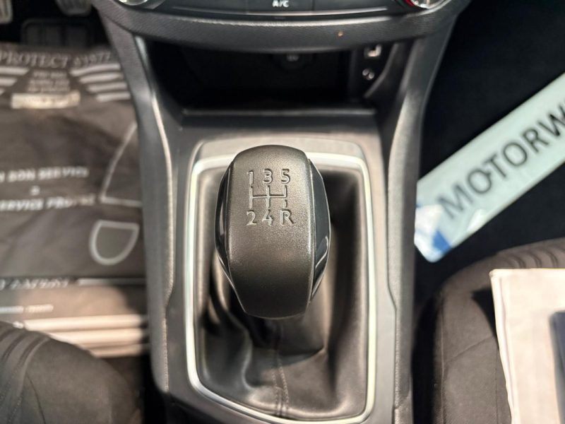 Peugeot 308 1.6 BlueHDi 99ch 🚗 Clim ❄️ Radar 🔊 Garantie 6 mois 🛡️