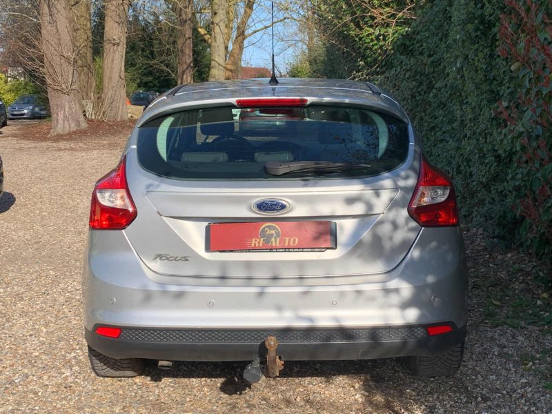 FORD FOCUS 1.6 TDCI 115CH FAP STOP&START TITANIUM 5P 2013