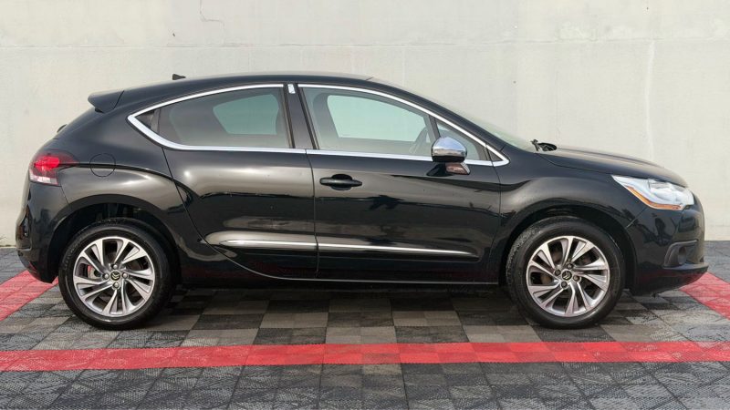 CITROEN DS4 1.2 PURETECH 130 Cv CHIC S&S *58 000 Km*
