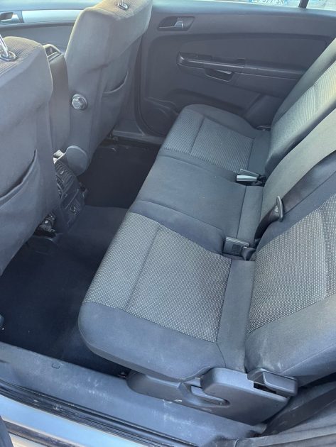 Opel Zafira 1.9 CDTI 150 Ch Sport Design