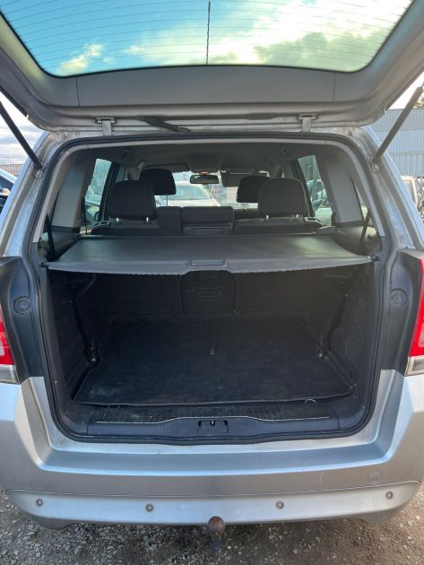 Opel Zafira 1.9 CDTI 150 Ch Sport Design