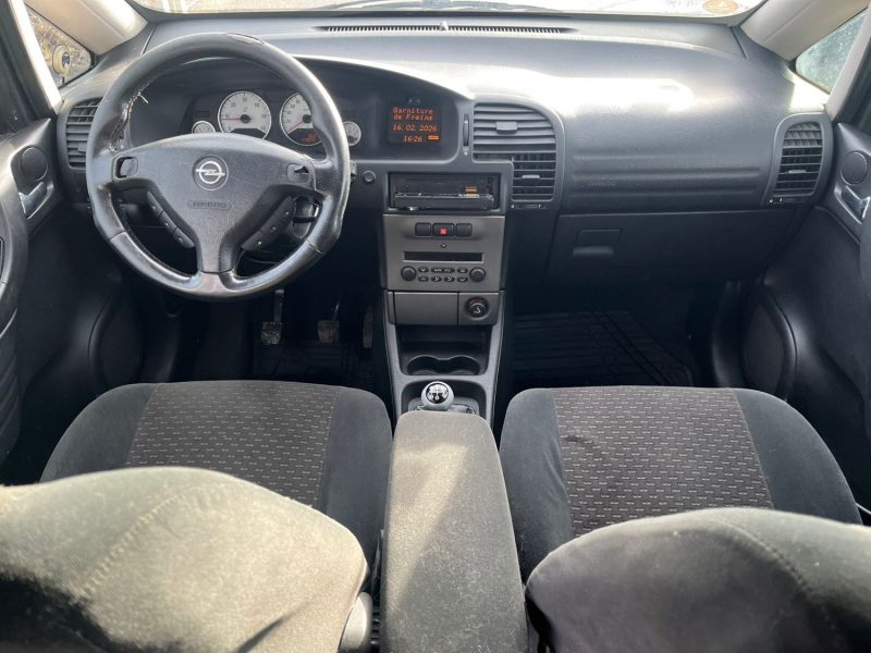 Opel Zafira 2.2 DTI 125 Ch Sport Design