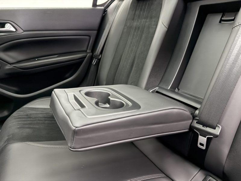 PEUGEOT 308 II FELINE 1.6 E-HDI  116CV GARANTIE 12 MOIS 