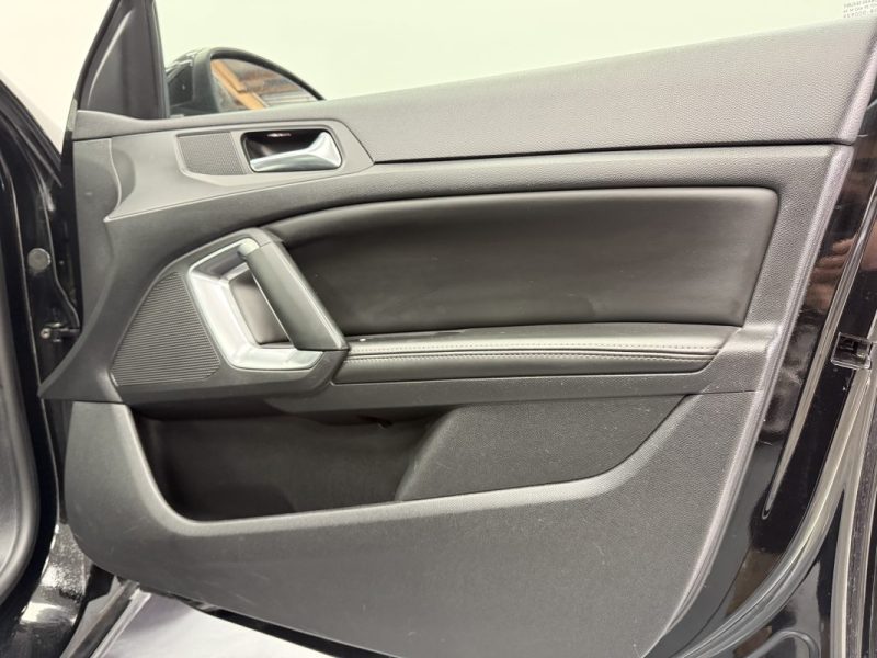 PEUGEOT 308 II FELINE 1.6 E-HDI  116CV GARANTIE 12 MOIS 