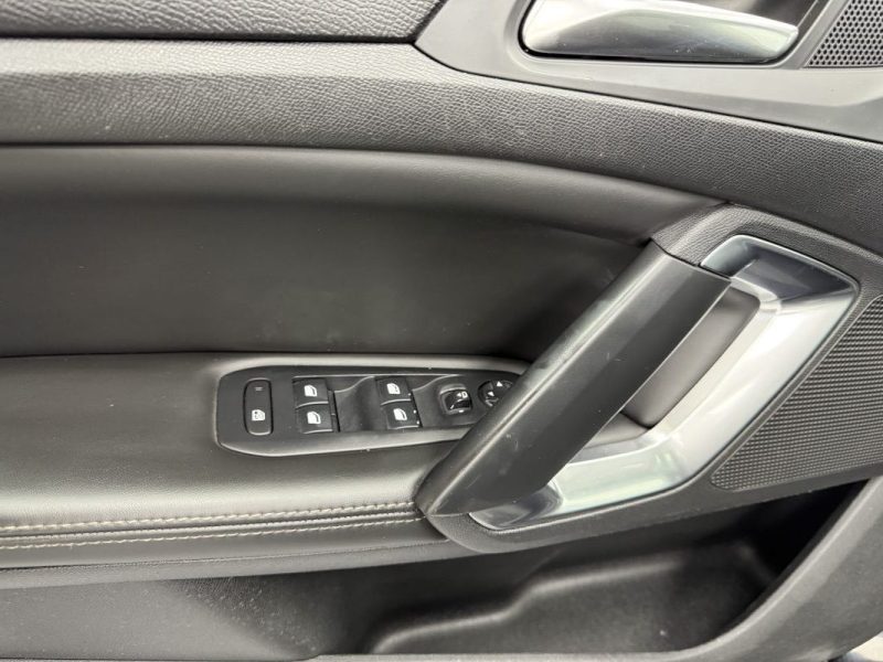 PEUGEOT 308 II FELINE 1.6 E-HDI  116CV GARANTIE 12 MOIS 