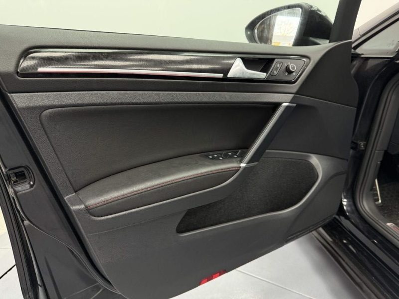 VOLKSWAGEN GOLF VII 2.0 TSI 230CV GTI 