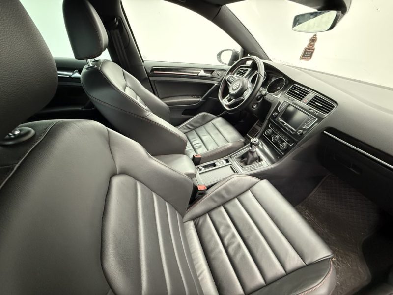 VOLKSWAGEN GOLF VII 2.0 TSI 230CV GTI 