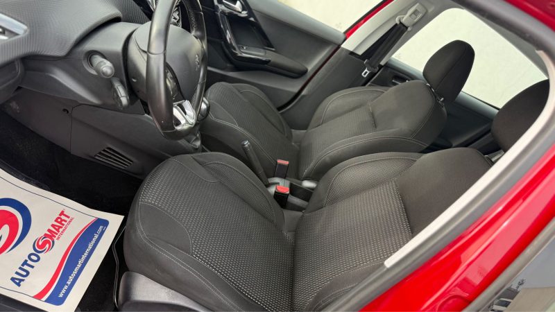 PEUGEOT 208 1.2 VTI   82CV  ALLURE  2015