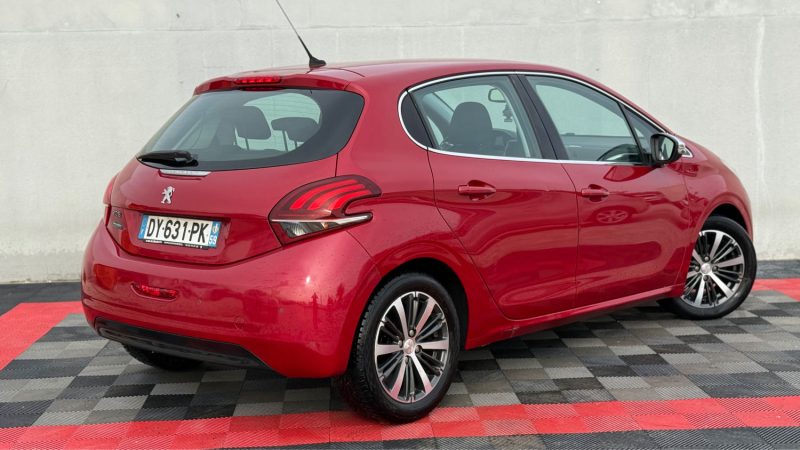 PEUGEOT 208 1.2 VTI   82CV  ALLURE  2015