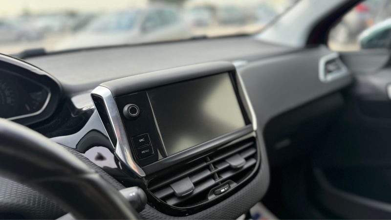 PEUGEOT 208 1.2 VTI   82CV  ALLURE  2015