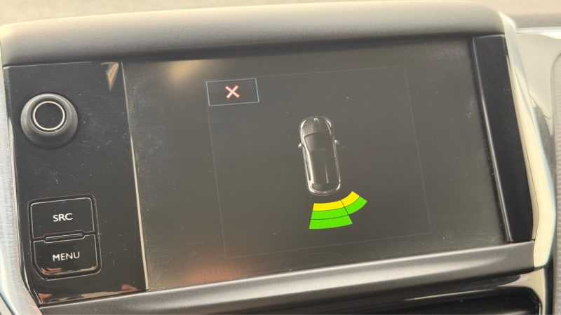 PEUGEOT 208 1.2 VTI   82CV  ALLURE  2015