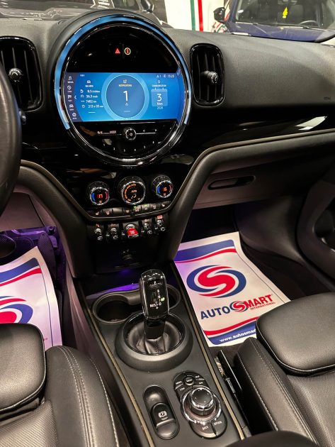 MAGNIFIQUE MINI COUNTRYMAN PREMIUM PLUS 1.5 136CH (TOIT OUVRANT, HARMAN KARDON, SIEGES CHAUFFANTS))
