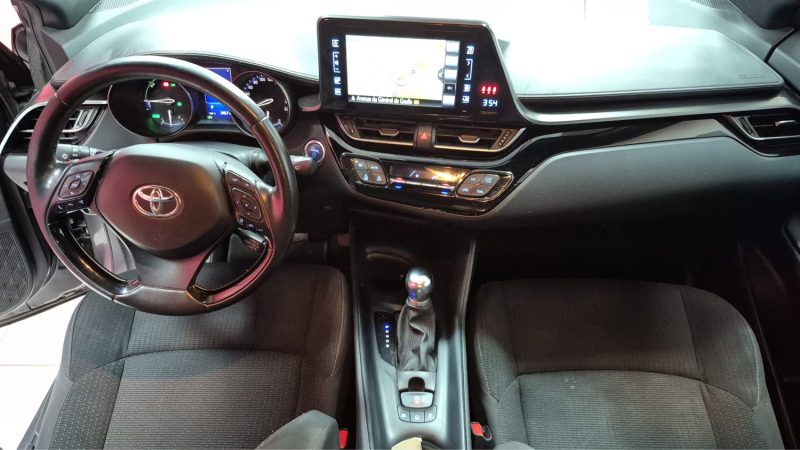 TOYOTA C-HR SUV HYBRIDE 122cv DYNAMIC BUSINESS/1 ERE MAIN/TVA RECUPERABLE