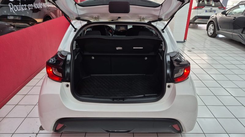 TOYOTA YARIS 4 HYBRIDE 116cv DYNAMIC BUSINESS/1 ERE MAIN/TVA RECUPERABLE