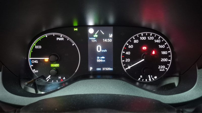 TOYOTA YARIS 4 HYBRIDE 116cv DYNAMIC BUSINESS/1 ERE MAIN/TVA RECUPERABLE