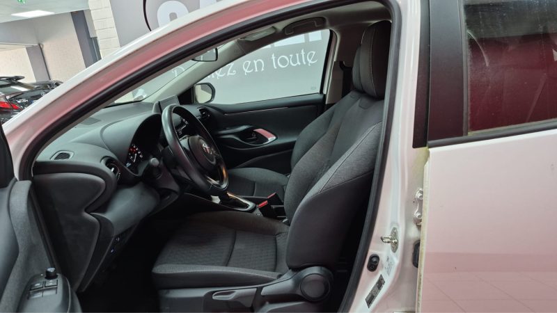 TOYOTA YARIS 4 HYBRIDE 116cv DYNAMIC BUSINESS/1 ERE MAIN/TVA RECUPERABLE