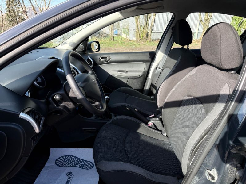 PEUGEOT 206 PLUS + 1.4 HDI URBAN 70CH BLUE LION TRENDY - CLIM - REVISEE & GARANTIE  6 MOIS