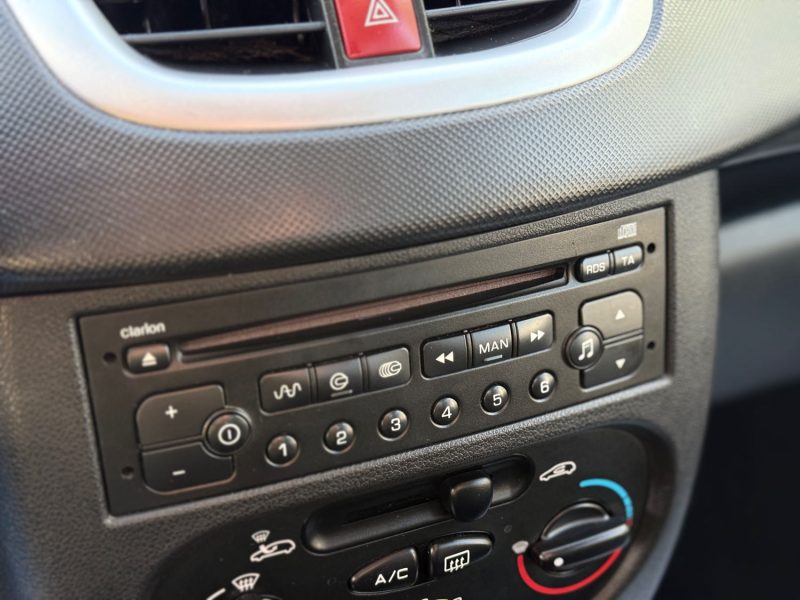 PEUGEOT 206 PLUS + 1.4 HDI URBAN 70CH BLUE LION TRENDY - CLIM - REVISEE & GARANTIE  6 MOIS