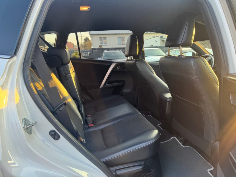 TOYOTA RAV4 197 HYBRIDE DESIGN BUSINESS CVT 2016 1ER MAIN