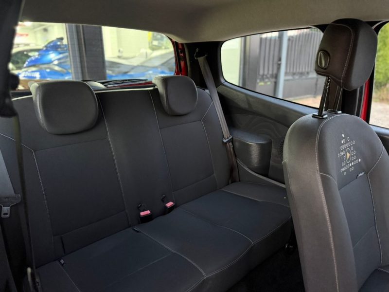 Renault Twingo II 1.5 dCi 75Ch Yahoo