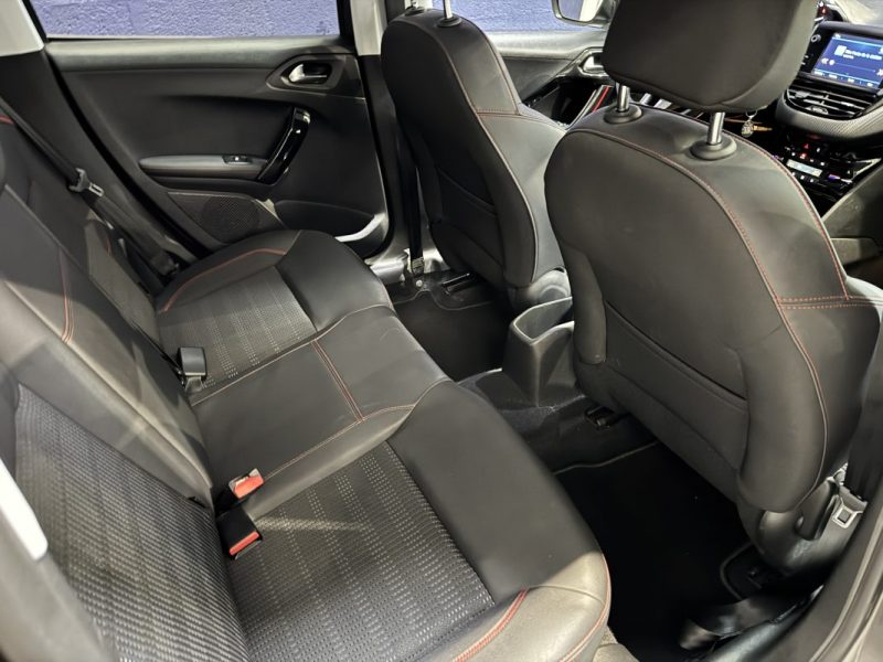 PEUGEOT 208 1.2 110ch GT-LINE EAT6 / KIT DISTRI NEUF