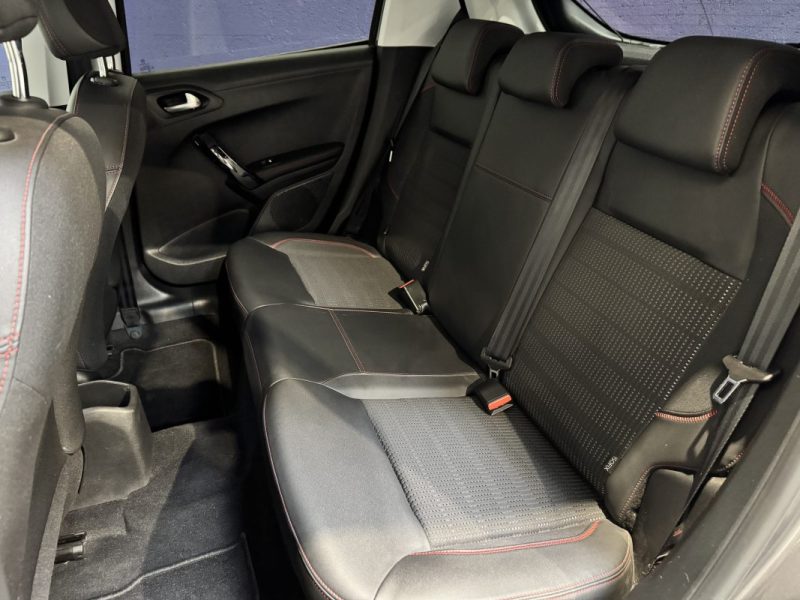 PEUGEOT 208 1.2 110ch GT-LINE EAT6 / KIT DISTRI NEUF