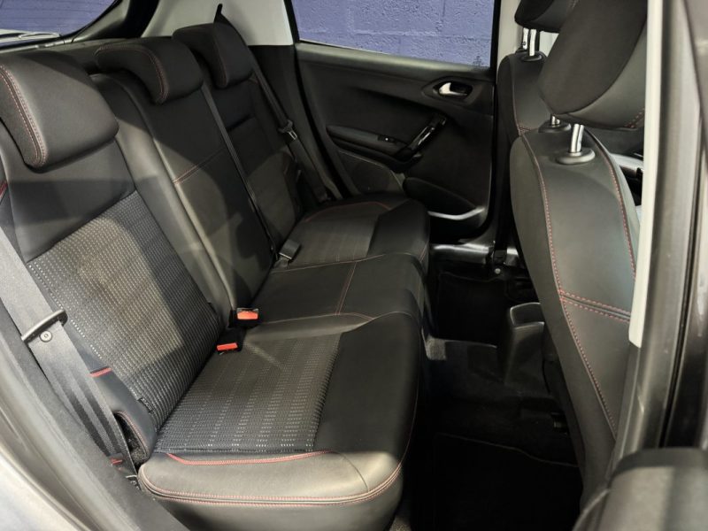 PEUGEOT 208 1.2 110ch GT-LINE EAT6 / KIT DISTRI NEUF