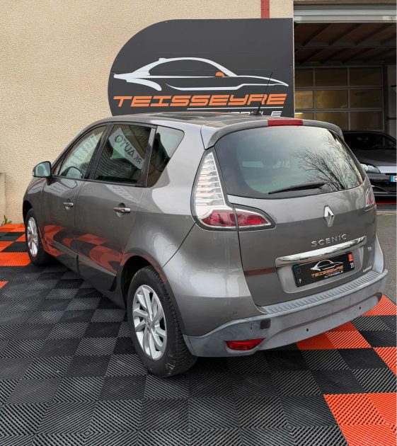 RENAULT SCENIC 1.2 TCe 115 Energy Zen - Toit ouvrant 