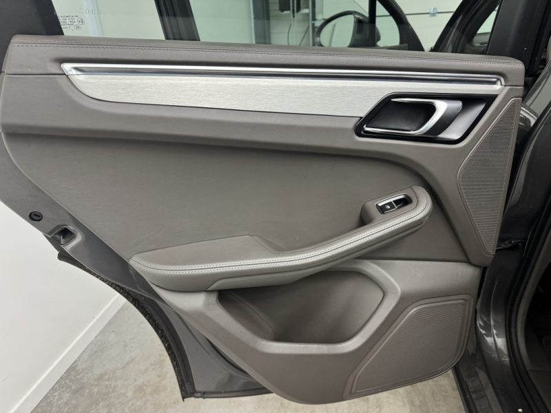 PORSCHE MACAN S 3.0 V6 TDI - DIESEL 258cv - TOIT OUVRANT - PACK CHRONO - GARANTIE 12 MOIS