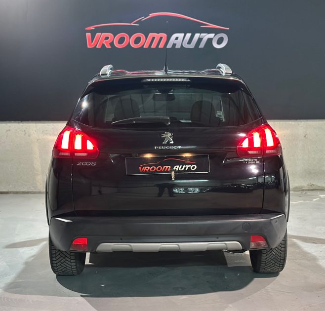 PEUGEOT 2008 1.5 BLUEHDI 100 CROSSWAY TOIT PANORAMIQUE